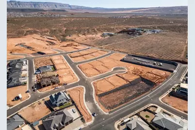 5056 W 2040 S, Hurricane, UT 84737 - Photo 3