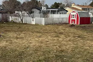 997 E 825 N, Layton, UT 84040 - Photo 33