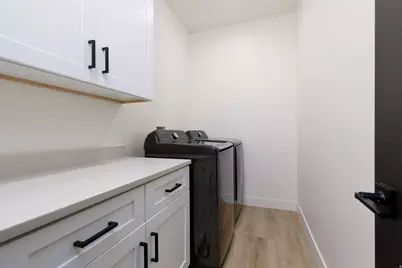 202 N Oh Henry St, Santaquin, UT 84655 - Photo 15