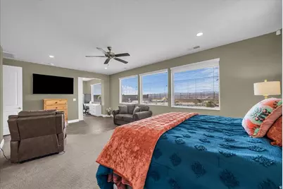 811 N Crown King Ave, Washington, UT 84780 - Photo 13