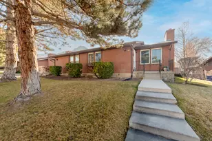 2404 E 4500 S, Holladay, UT 84117 - Photo 3