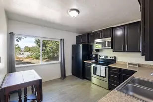 141 N Pinehurst Ave E, Tooele, UT 84074 - Photo 5