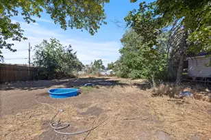 141 N Pinehurst Ave E, Tooele, UT 84074 - Photo 15