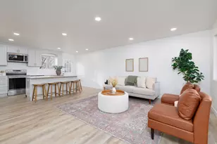 241 W 310 N, Orem, UT 84057 - Photo 3