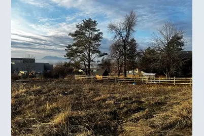 375 N 400 E, Hyde Park, UT 84318 - Photo 3