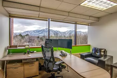 310 E 4500 S, Murray, UT 84107 - Photo 3