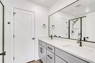 5271 N Evergreen Wy, Eagle Mountain, UT 84005 - Photo 17