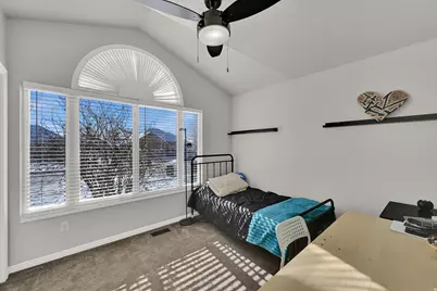 1392 W 2175 S, Syracuse, UT 84075 - Photo 21