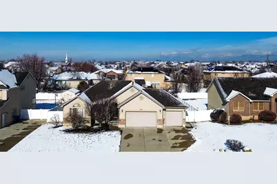 1392 W 2175 S, Syracuse, UT 84075 - Photo 3