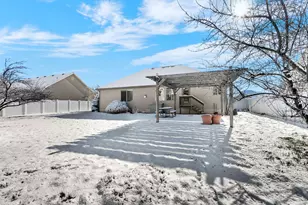 1392 W 2175 S, Syracuse, UT 84075 - Photo 29