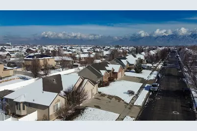1392 W 2175 S, Syracuse, UT 84075 - Photo 35