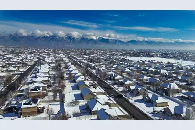 1392 W 2175 S, Syracuse, UT 84075 - Photo 33