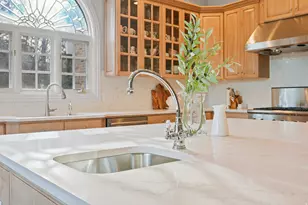 2051 E Normandywoods Ct, Holladay, UT 84117 - Photo 7