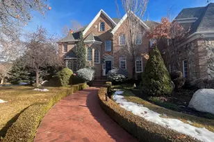 2051 E Normandywoods Ct, Holladay, UT 84117 - Photo 35