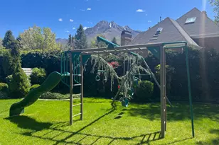 2051 E Normandywoods Ct, Holladay, UT 84117 - Photo 29