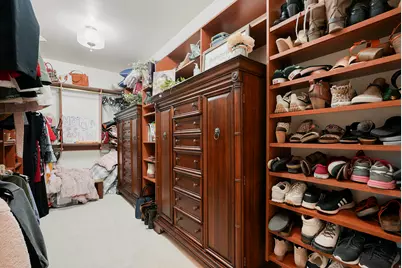 2051 E Normandywoods Ct, Holladay, UT 84117 - Photo 21