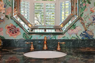 2051 E Normandywoods Ct, Holladay, UT 84117 - Photo 15