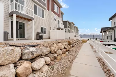 933 W Lucky Clover Dr N, Saratoga Springs, UT 84045 - Photo 27