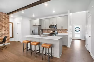 933 W Lucky Clover Dr N, Saratoga Springs, UT 84045 - Photo 1