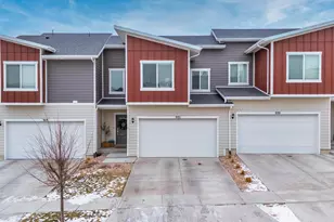 933 W Lucky Clover Dr N, Saratoga Springs, UT 84045 - Photo 1