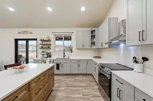 2624 N 1500 E, Roosevelt, UT 84066 - Photo 9