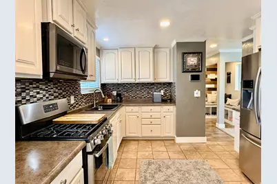 1886 W Ben Air Dr, Taylorsville, UT 84129 - Photo 7