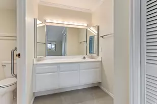 241 N Vine St W, Salt Lake City, UT 84103 - Photo 15