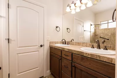 345 E 1575 S, Washington, UT 84780 - Photo 19