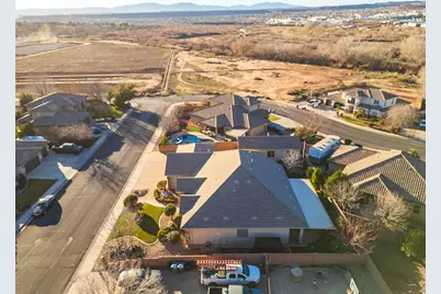 345 E 1575 S, Washington, UT 84780 - Photo 47