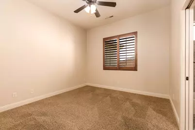 345 E 1575 S, Washington, UT 84780 - Photo 17