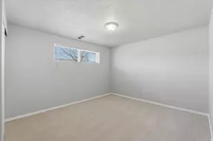 6635 S Somerset Dr, West Jordan, UT 84084 - Photo 33