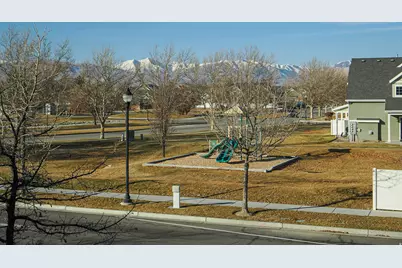 12738 S Park Run Ct W, Riverton, UT 84065 - Photo 7