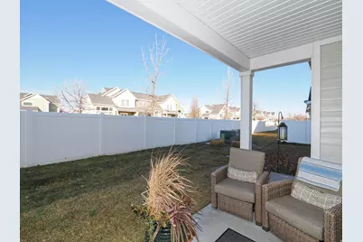12738 S Park Run Ct W, Riverton, UT 84065 - Photo 5