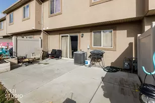 133 W Arlington Way, Harrisville, UT 84414 - Photo 23