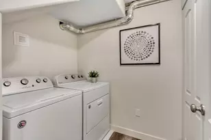 994 W Sapphire Peak Dr, Bluffdale, UT 84065 - Photo 19