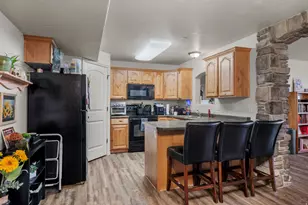 956 W 580 S, Pleasant Grove, UT 84062 - Photo 9