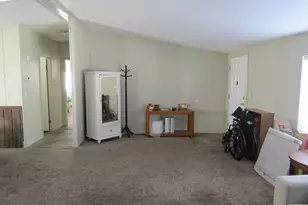 975 E 6600 S, Uintah, UT 84405 - Photo 17