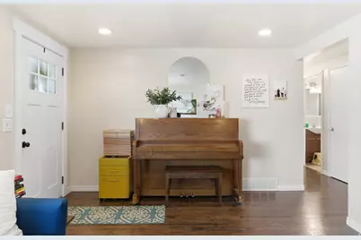 2329 W Myers Ln, Riverton, UT 84065 - Photo 5