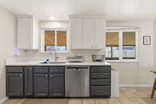 2329 W Myers Ln, Riverton, UT 84065 - Photo 7