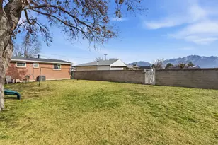 2329 W Myers Ln, Riverton, UT 84065 - Photo 35