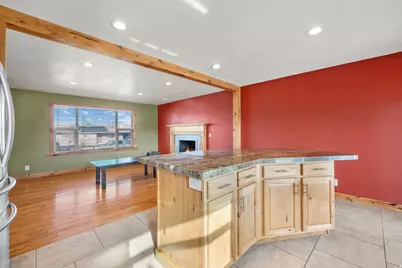 6479 W Kings Estate Dr, West Valley, UT 84128 - Photo 11