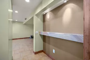 6479 W Kings Estate Dr, West Valley, UT 84128 - Photo 17