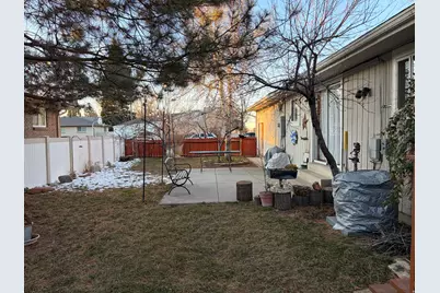 2544 E Promenade Dr S, Cottonwood Heights, UT 84121 - Photo 49