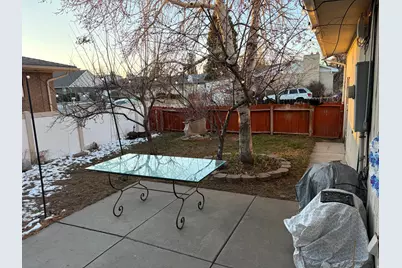 2544 E Promenade Dr S, Cottonwood Heights, UT 84121 - Photo 35
