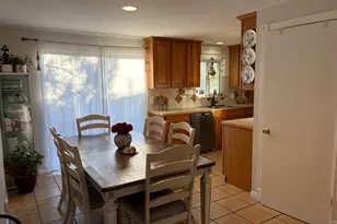 2544 E Promenade Dr S, Cottonwood Heights, UT 84121 - Photo 11