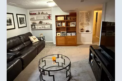 2544 E Promenade Dr S, Cottonwood Heights, UT 84121 - Photo 37