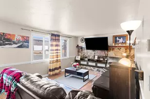 1125 W 700 N, Clearfield, UT 84015 - Photo 5