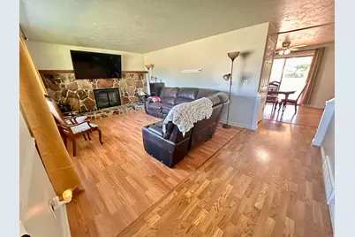 1125 W 700 N, Clearfield, UT 84015 - Photo 7
