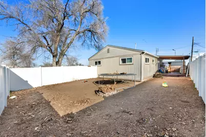 4135 W 4715 S, Kearns, UT 84118 - Photo 13