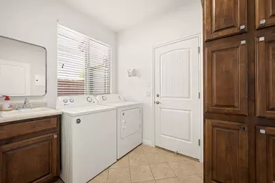 2948 E Slick Rock Rd, Washington, UT 84780 - Photo 29